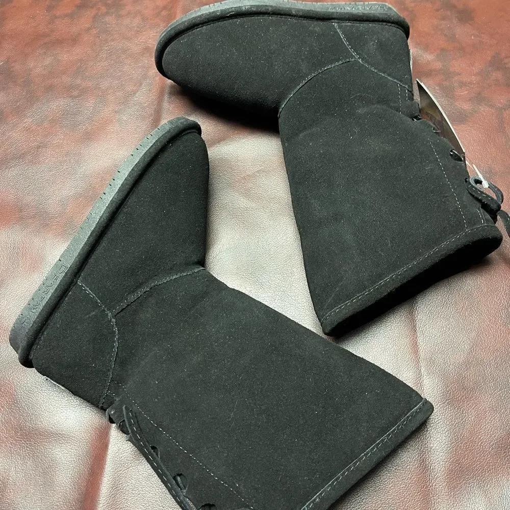 Bearpaw new with tags black boots‎ lace up back, size 2